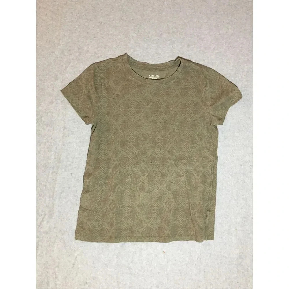 Womens Athleta Shirt Size Small Green Snake Print T Shirt Casual Athletic